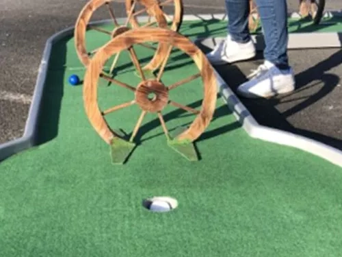 Mini-golf Équestre
